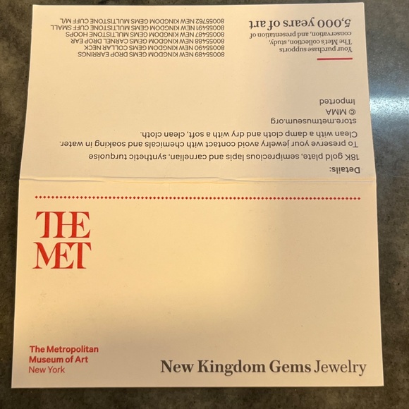 The Met Store-Egyptian big hinged gold hoop earrings w semiprecious stones-NIB - Picture 11 of 12